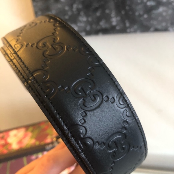 ❤️SOLD❤️Authentic Black And Gold Gucci Belt - Picture 8 of 16